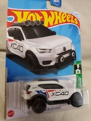 💎 2024 Hot Wheels #14 HW Green Speed 2/10 VOLVO XC40 RECHARGE White