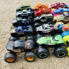 Hot Wheels Monster Jam Lot of 25 – 1:64 Monster Trucks Grave Digger Batman