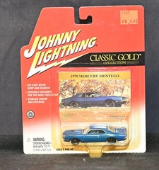 1970 Mercury Montego Blue 1:64 Johnny Lightning Classic Gold