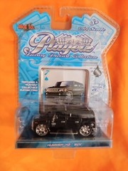 Maisto Playerz Luxury Diecast Collection Hummer H2 SUV (Black) 1/64