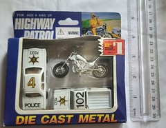 Vintage Agglo Highway Patrol Die Cast Police Car & Motorcycle Set R-12-J3001 NIP