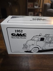 First Gear 1952 GMC Heavy Duty Wrecker Bob Johnson’s 1:34 Scale Diecast 19-1835