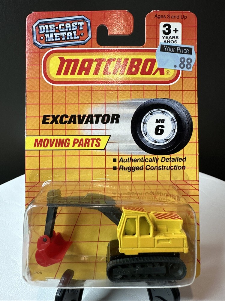 MATCHBOX MB6 YELLOW EXCAVATOR- MOVING Parts- 1706