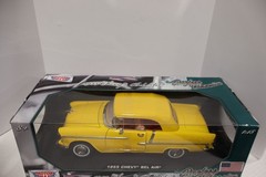 1955 Chevy Bel Air 1:18 Scale Yellow Motor Max Timeless Classics Diecast BOX DMG