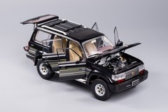 KengFai 1/18 Toyota Land Cruiser LC80 Black Diecast Car Model