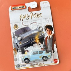 Mattel Matchbox Die Cast Harry Potter 1962 Ford Anglia