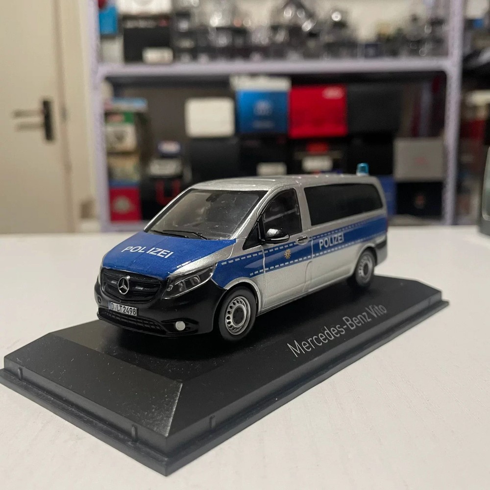 1:43 Norev Mercedes BENZ VITO VAN 2015 W447 Polizei Diecast Model