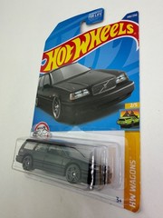 Hot Wheels Volvo 850 Estate HW Wagons 1:64 Black