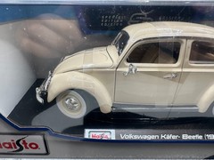 Maisto 1:18 Scale Special Edition Diecast Model Volkswagon Beetle 1955 Kafer Tan
