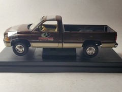 Ertl American Muscle Mossy Oak 1995 Dodge Ram 2500 Pickup Truck 1:18 Diecast