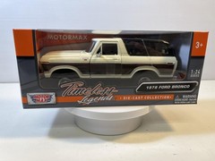 1978 Ford Bronco Diecast Model Car: 1/24 Scale, New In the Box By MotorMax