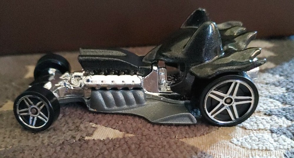 Hot Wheels DC Comics Batmobile all metal heavy