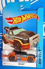 Hot Wheels 2014 HW City Works Series #1 Repo Duty Black & Orange w/ TRAP5s