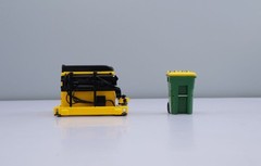 First Gear Heil Frontload Diecast 34th Scale Yellow Curotto Can