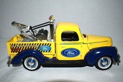 Golden Wheels 1940 Ford Genuine Parts Wrecker Toy 9 Inch Long
