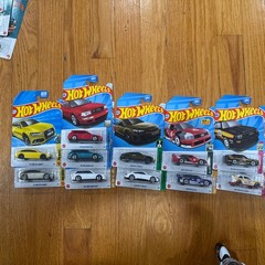 HOT WHEELS LOT OF 8 AUDI 90/SPORT QUATTRO/ AVANT RS2/RS6 AVANT/RS E-TRON GT/R8