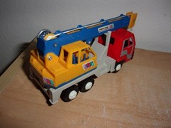 Yonezawa Diapet Isuzu Forward Power Crane Truck 1:55