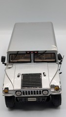Maisto Hummer Hard Top 4×4 1:18 Scale Diecast Model Humvee Silver