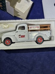 ERTL Prestige 1940 Ford Pickup Truck Hardware Hank Diecast 1/25 Boxed See Desc
