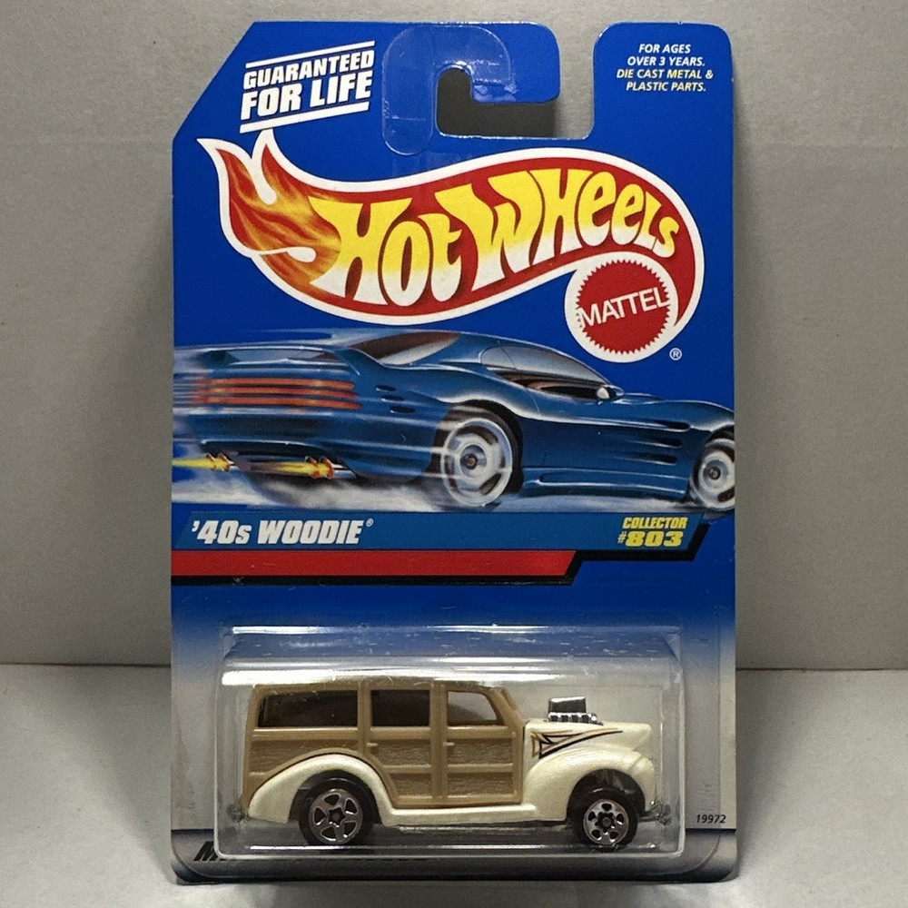 Hot Wheels Collector ’40s Woodie 1997 Beige/Tan 1:64 Diecast Unopened