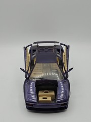Bburago Purple 1990 Lamborghini Diablo 1:18 Scale Diecast Model Made In Italy
