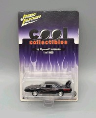 Johnny Lightning Cool Collectibles 1970 ’70 Plymouth Superbird Car Black 1/64