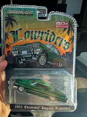GreenLight Lowriders 1:64 1963 Chevrolet Impala Lowrider Green Diecast MiJo