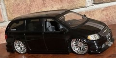 Chrysler Town & Country BLACK– Jada Dub City 1:24 Scale Die-cast