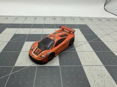 1995-1997 McLaren F1 GTR Collectible 1/64 Scale Diecast Diorama Model