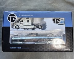 Tonkin Replicas 1/53 Kenworth T680SC BULKFR8 Tanker NEW SEALED WITH OUTER BOX