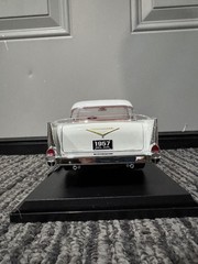 Maisto 1:18 Diecast Special Edition 1957 Chevrolet Bel Air Coupe WHITE NEW INBOX