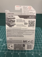 Hot Wheels HW City 2013 Honda S2000 1:64 Diecast White/Green Unopened