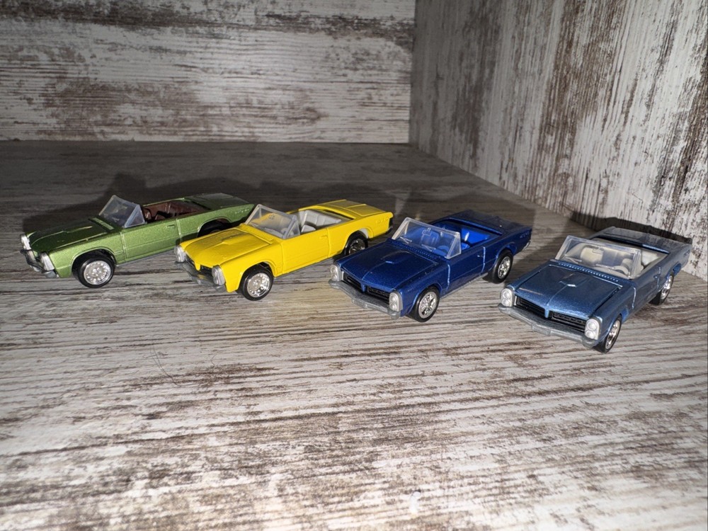 Lot Of 4 Johnny Lighting 1965 Pontiac GTO Convertibles Die-cast Loose