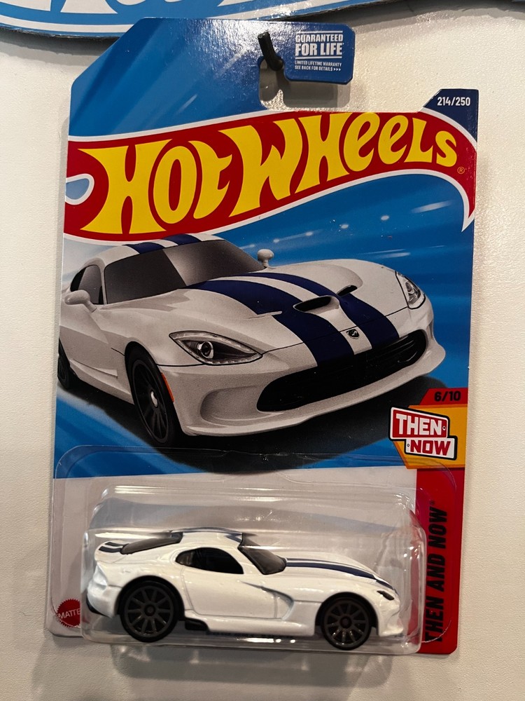 2025 HOT WHEELS WHITE 2013 SRT VIPER 6/10 HW THEN AND NOW 214/250