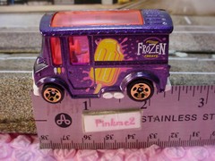 2025 HW CITY Exclusive BREAD BOX ☆purple/pink;FROZEN treats 🍧LOOSE Hot Wheels