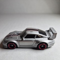 Hot Wheels Porsche 993 GT2 Silver & Black Diecast Car 1:64 Model