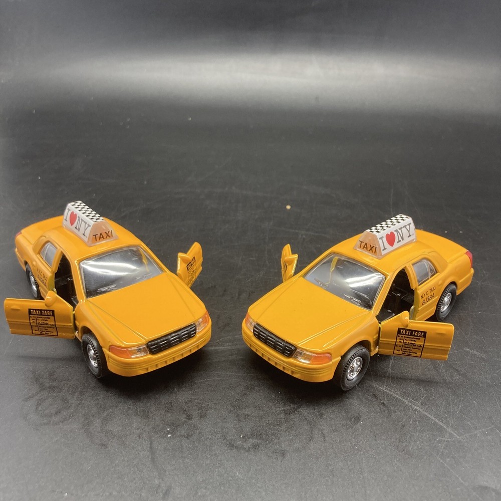 2 Pack I Love New York Modern Taxi Cab 9989D-ILNY Collectible Model Toy Car