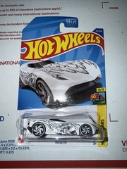 HOT WHEELS ART CARS VELOCITA WHITE 227/250 . C4