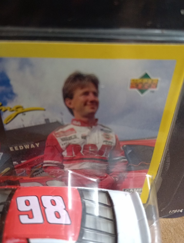 1995 NASCAR #98 John Andretti 1/64 Ford Thunderbird Diecast Replica