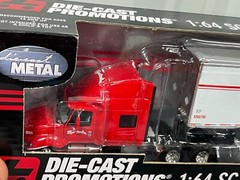 MANITOULIN Transport International Prostar Dry Van DCP 1:64 32652 NIB Gore Bay