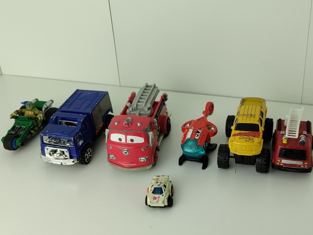 7 cars lot Unknown Maker & UNSEARCHED Used condition VTG