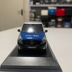 1:43 Norev Mercedes BENZ VITO VAN 2015 W447 Polizei Diecast Model