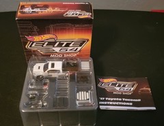 Hot Wheels ELITE 64 Mod Shop ‘17 Toyota Tacoma