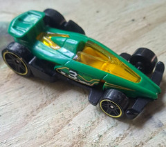 Hot Wheels Green/Yellow/Black Diecast Toy Race Car #3 – Loose Vehicle