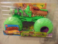 2026 NEW WRECKIN’ WOLF HOT WHEELS MONSTER TRUCK 1/24 Scale The Big One
