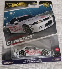 HOT WHEELS PREMIUM MODERN CLASSICS NISSAN SKYLINE GT-R (R32) PANDEM