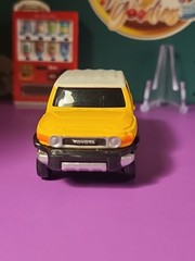 Tomica Takara Tomy #85 Toyota FJ Cruiser Yellow No Box / Loose