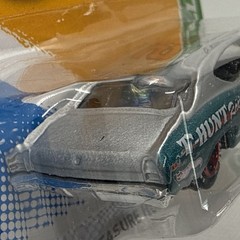 Hot Wheels Treasure Hunts ’69 Chevelle SS 396 Vehicle 2012 Mattel #V5341