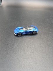 2015 Hot Wheels-1/64 Blue Diecast Gazella GT Car