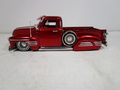 JADA 1/24 STREET LOW CANDY RED 1951 CHEVY 3100 PICKUP USED VERY NICE NOT PERFECT